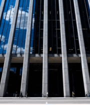 现代高楼前喷泉景观6401#横屏 