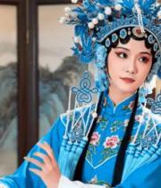 戏曲演员持扇扮相特写8861#横屏 