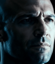 光头男性面部特写素材14007#横屏 