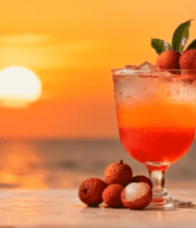 夕阳下荔枝饮料特写11191#横屏 