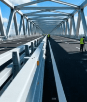 工人在桥梁上施工画面5311#横屏 