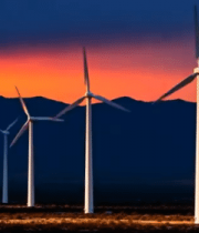 夕阳下的风力发电风车群5536#横屏 