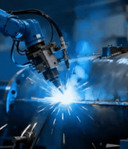 工厂机器人焊接金属部件12124#横屏 