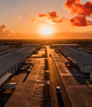 夕阳下的物流园区全景13236#横屏 