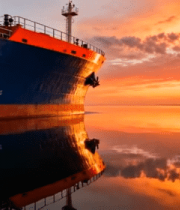 夕阳下大海上的货船10161#横屏 