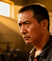 工厂工人检查机械设备2397#横屏 