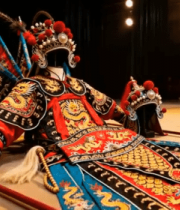 舞台上的戏曲服饰道具25#横屏 