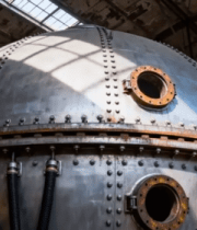 工厂大型金属设备特写4244#横屏 