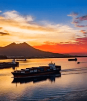 	 港口黄昏货船全景4670#横屏 