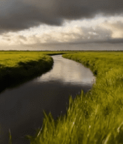 田野中蜿蜒河流自然风光4922#横屏 