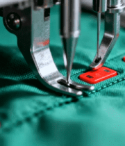 缝纫机缝制绿色服装画面4489#横屏 