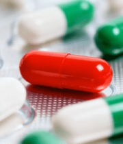 特写红绿白胶囊药物5962#横屏 