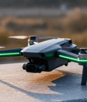 放置于户外的大疆无人机12174#横屏 