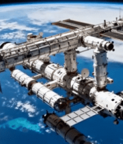 太空空间站俯瞰地球画面15056#横屏 