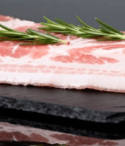 石板上摆放的五花肉食材7457#横屏 