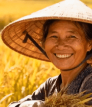 稻田农民手持稻穗特写6578#横屏 