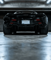 地下车库黑色跑车尾部9062#横屏 