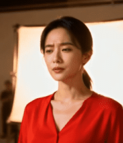 摄影棚内红衣女子拍摄素材3123#横屏 