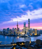 上海陆家嘴黄浦江畔城市景观(2)8384#横屏 