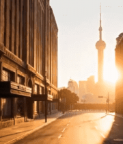 上海街道与东方明珠日出景象4890#横屏 