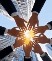 商务人士写字楼前团队聚力3912#横屏 