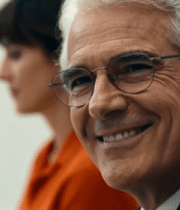 商务男士微笑近景素材2688#横屏 