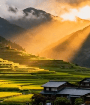 山间梯田与民居日落景象10800#横屏 