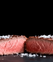 撒盐的新鲜牛排特写5349#横屏 