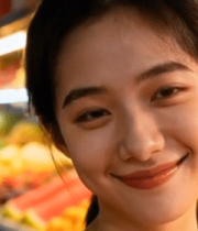 情侣在极光下雪景中相拥5992#横屏 