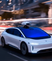 城市道路自动驾驶汽车行驶14523#横屏 