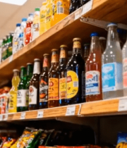 超市货架上的商品特写5814#横屏 