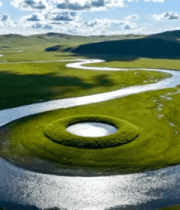 草原蜿蜒河流航拍全景(2)10794#横屏 