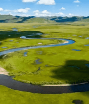 草原蜿蜒河流俯瞰全景528#横屏 