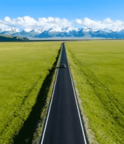 草原公路与雪山远景2872#横屏 