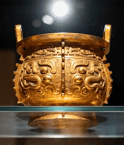 博物馆内青铜器文物展示(1)11282#横屏 