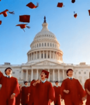 毕业生在国会大厦前抛学士帽11498#横屏 