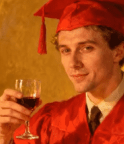 毕业生手持红酒杯画面7866#横屏 