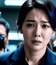 被镜头聚焦的职业女性5702#横屏 