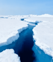北极冰川裂缝景观12788#横屏 