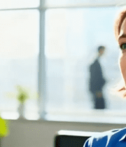 	 办公室内职业女性工作画面9491#横屏 