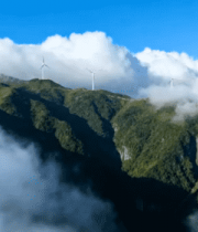 山顶云海中的风力发电机组(1)8820#横屏 