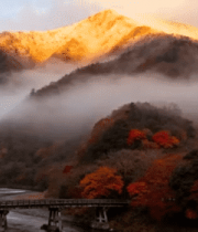 山间秋景红叶与桥自然风光13987#横屏 