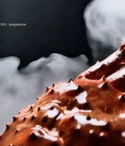  蒸汽中的大螃蟹特写7417#竖屏 	 