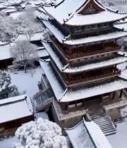  雪中古建筑鸟瞰全景3707#竖屏 	 