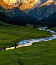  雪山下的草原河流风景2818#竖屏 	 