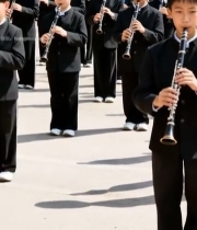  学生户外吹奏单簧管场景405#竖屏 	 