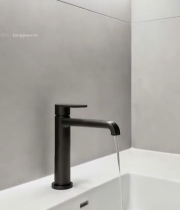  现代室内洗手台水龙头流水画面5545#竖屏 	 