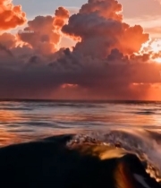  夕阳下大海翻涌的波浪6397#竖屏 	 