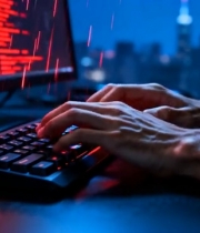  双手键盘打字操作电脑画面6688#竖屏 	 