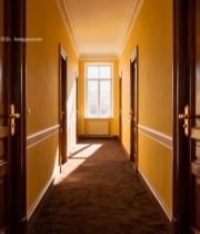  室内黄色走廊木质门场景2396#竖屏 	 